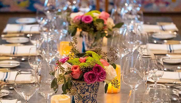 Dining table with roses